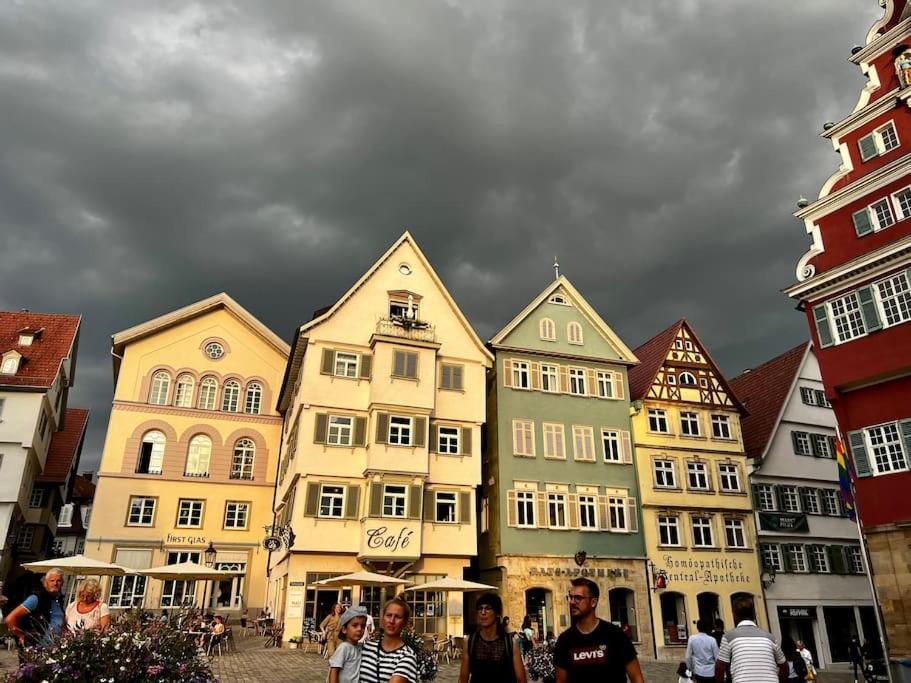 Nah Zur S-Bahn Und Altstadt Esslingen am Neckar Eksteriør bilde